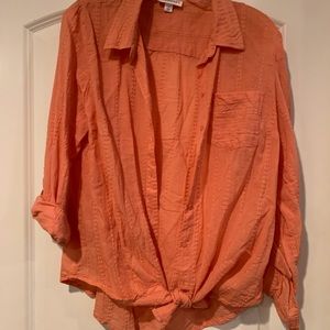 Peach colored large west-Orr blouse, can tie on bottom or wear down